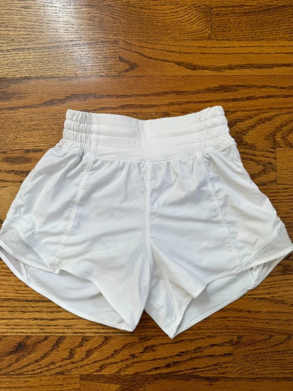 Lululemon Hotty Hot Short High-Rise 4